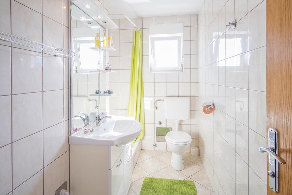 Apartment Karamarko มาลินสกา ภายนอก รูปภาพ